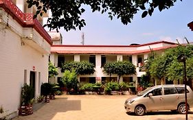 Mpt Tourist Bungalow, Chitrakoot
